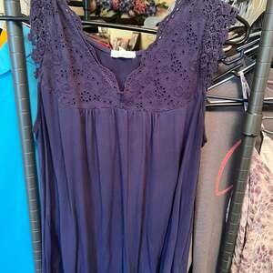 Maurice’s‎ Women's short sleeve Lace Pleated Tunic Top Blouse size large